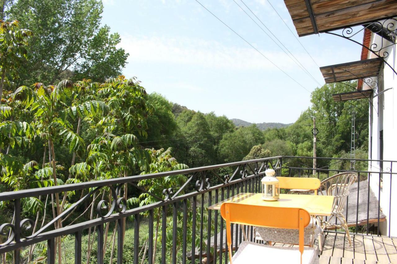 דירות קזאיה דה לה סיירה El Balcon Del Hueznar מראה חיצוני תמונה
