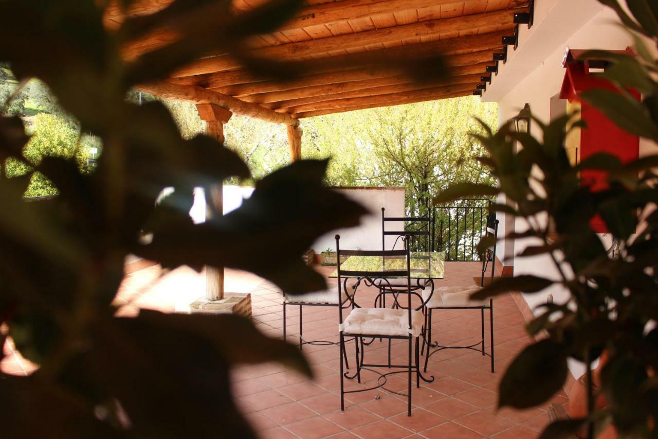 דירות קזאיה דה לה סיירה El Balcon Del Hueznar מראה חיצוני תמונה
